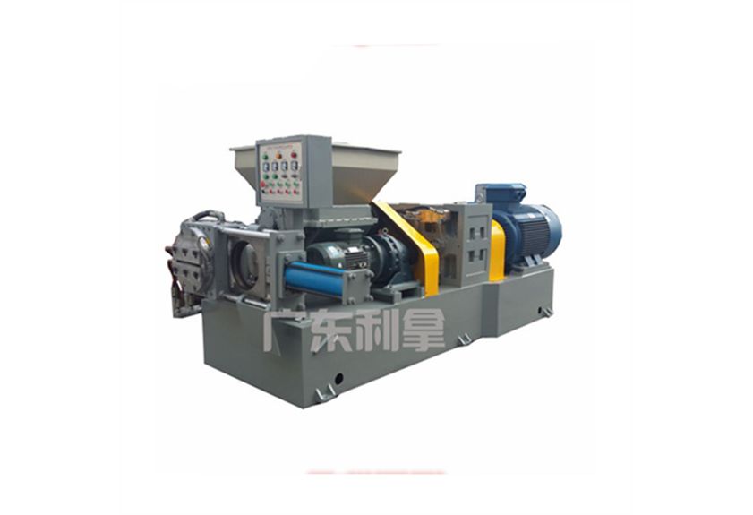 低溫橡膠過(guò)濾出片機(jī):工業(yè)制造中的高效節(jié)能解決方案-1